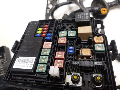 2014 - 2016 Kia Soul 1,6 L Main Wire Harness With Fuse Box OEM