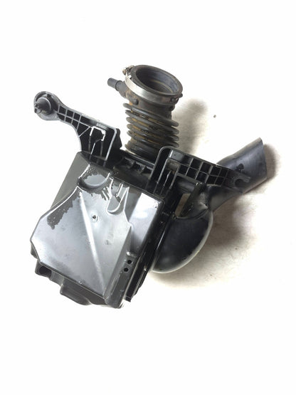 2016 Ford Transit Connect Air Box Cleaner Filter Housing 2.5l OEM
