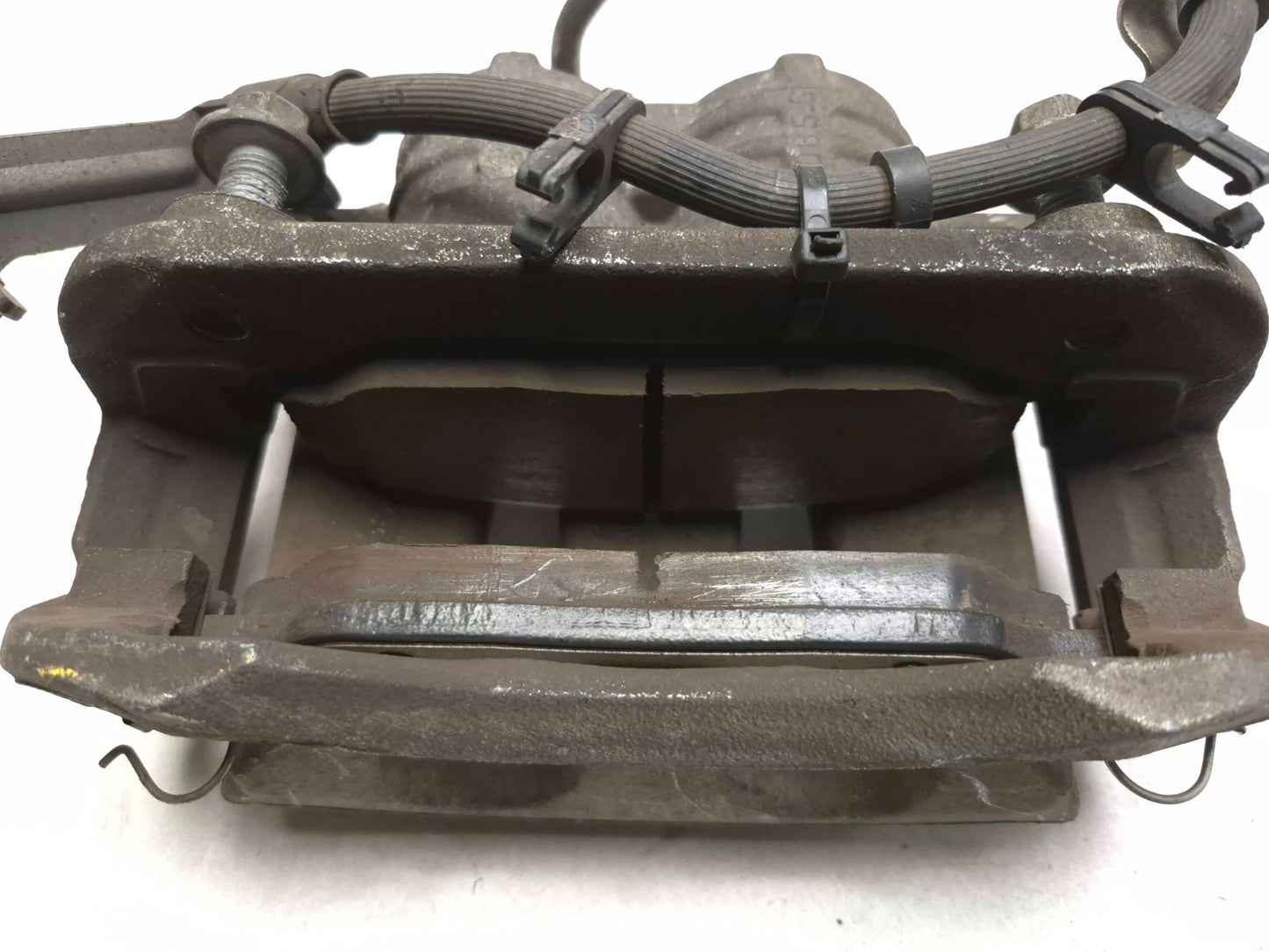 2010 Ford Mustang 4.0l Front Brake Caliper Left & Right Pair OEM