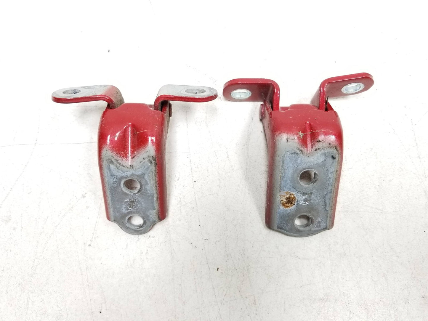 12 - 17 Hyundai Accent Sedan Door Hinge Passenger Side Right Front & Rear OEM