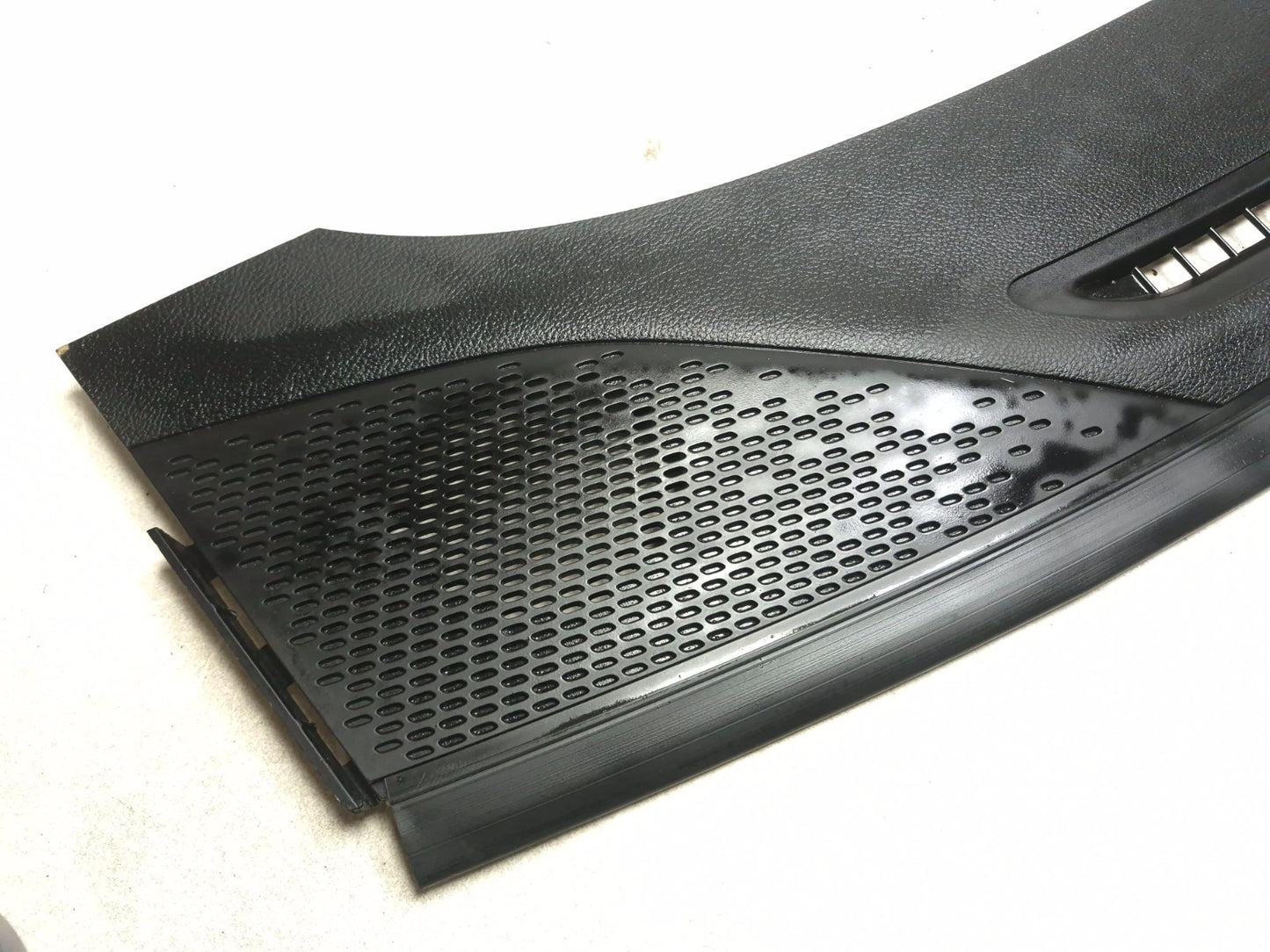 2017 Dodge Journey Dashboard Upper Cover Trim Defrost Grille Panel OEM