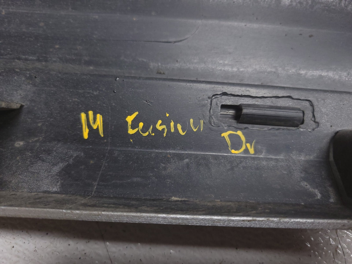 2014 Ford Fusion Skirt Rocker Panel Molding Left Driver Side OEM