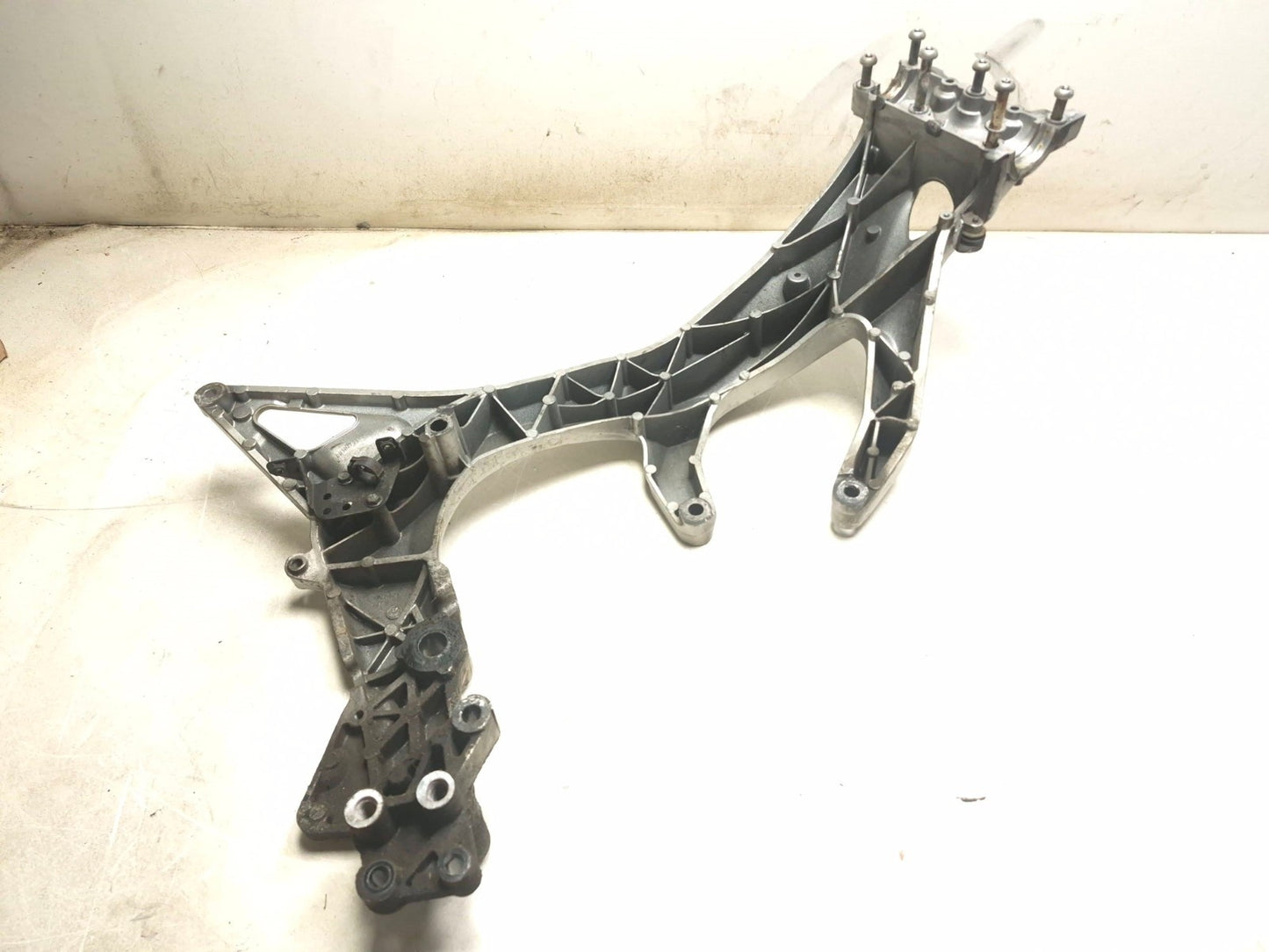 2004 Yamaha Fz6 S Main Frame Left Side OEM