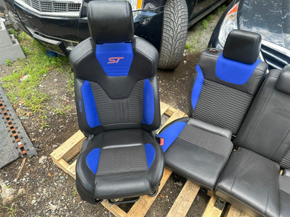 2013 Ford Focus St Seat Front & Rear Recaro OEM