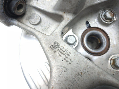 2018 Tesla Model 3 Rear Spindle Knuckle W/ Hub Passenger Side 1044416-00-f OEM
