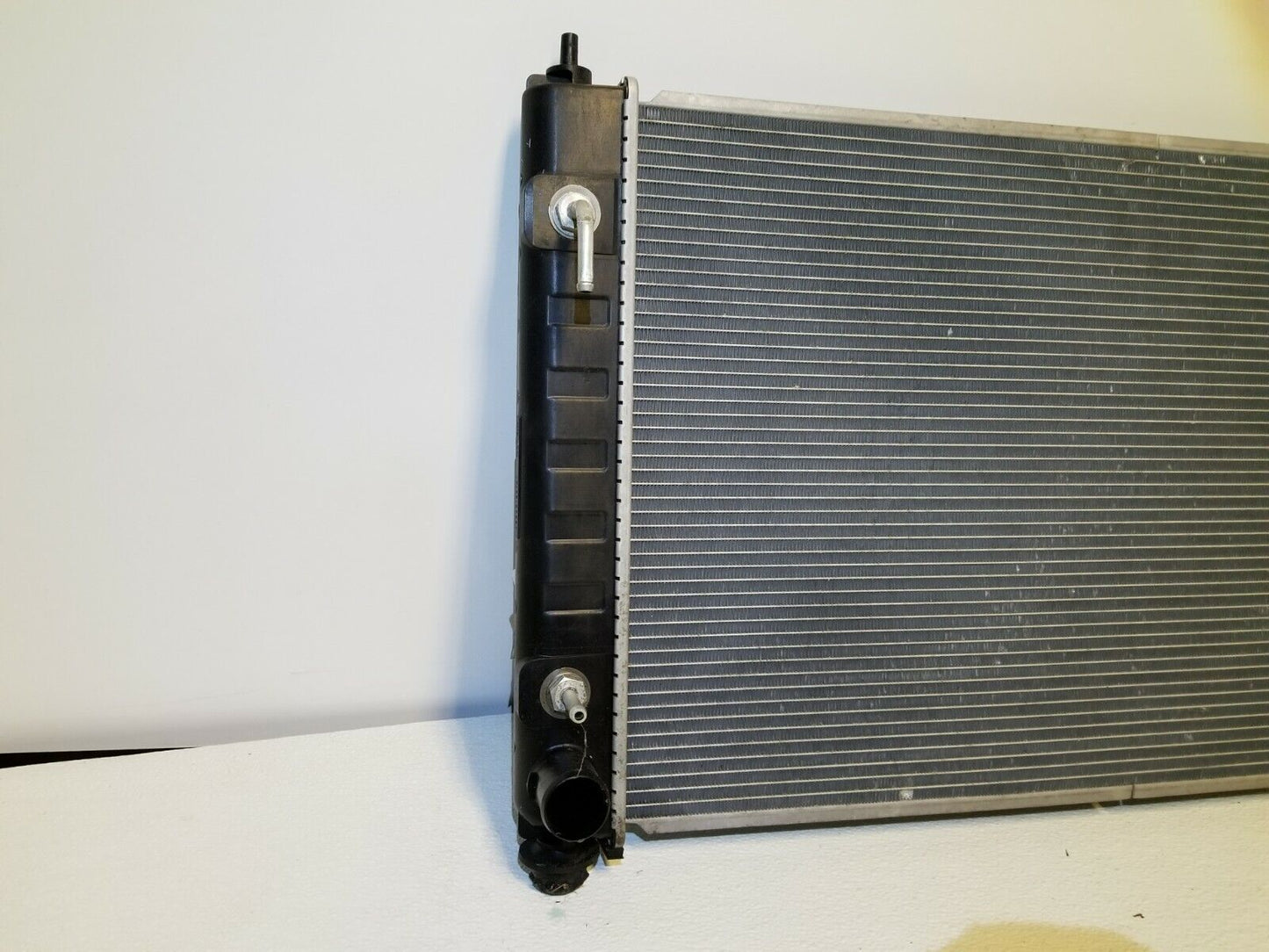 16 17 18 Nissan Maxima Radiator 21460-zn50b OEM 41k