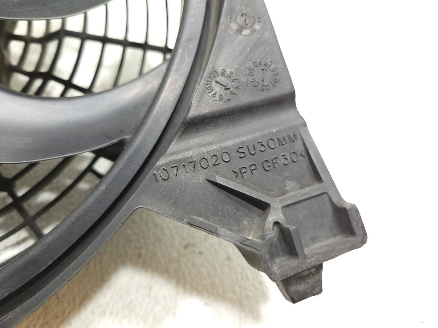 2008 Nissan Armada Condenser Cooling Fan Motor OEM