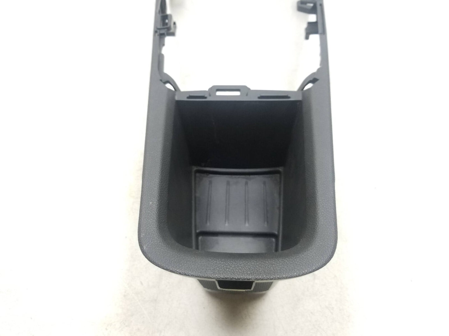 2022 Chevrolet Trailblazer Rs Center Console Upper Panel Storage Box OEM