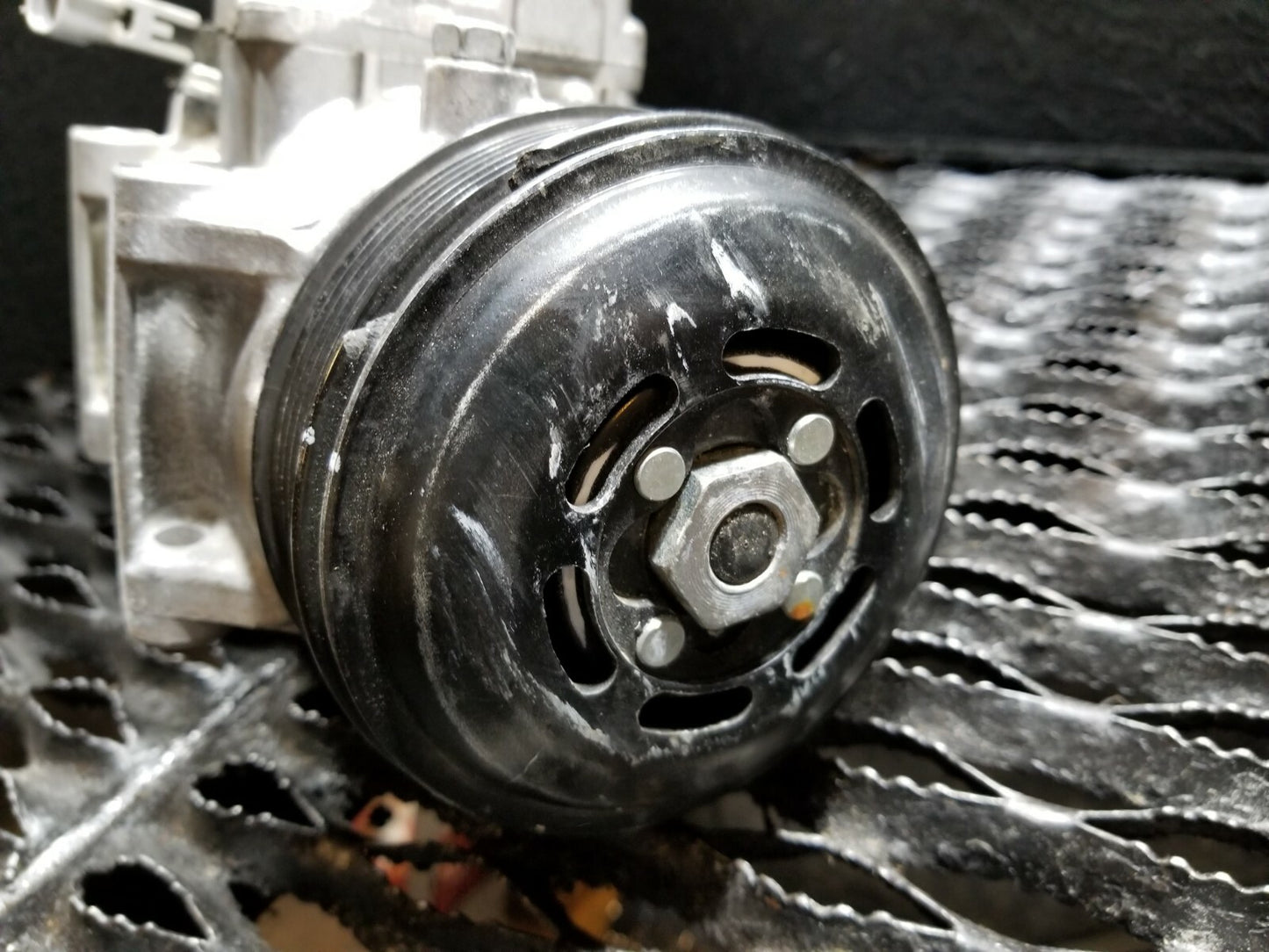 2017 Subaru Legacy A/c Compressor Tse14f 2.5l OEM 10k Miles
