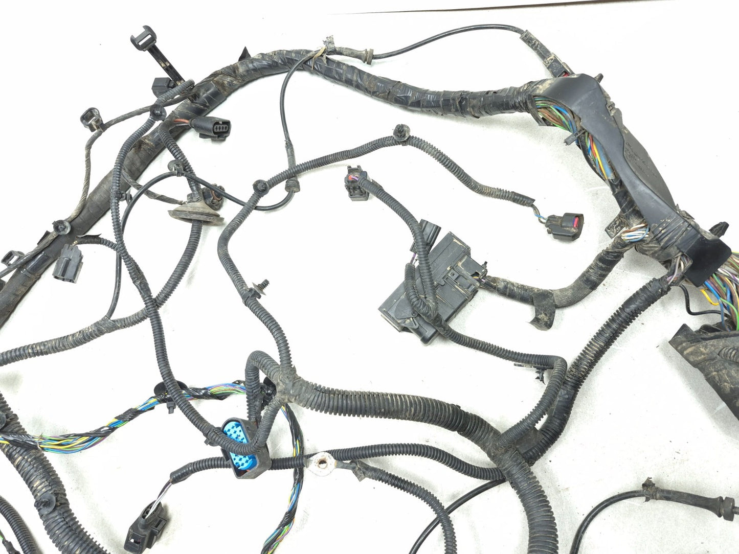 2013 Ford Focus St Engine Bay Room Wire Harness W/ Fuse Box OEM