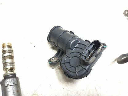 2019 Hyundai Kona 2.0l Vvt Solenoid & Intake Motor Vcm & Cam Actuator Set OEM