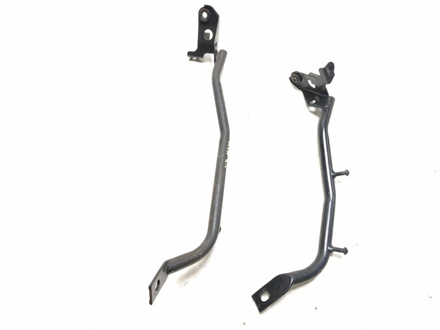 2006 Suzuki Gs 500fk Rear Fender Bracket Mount Pair OEM