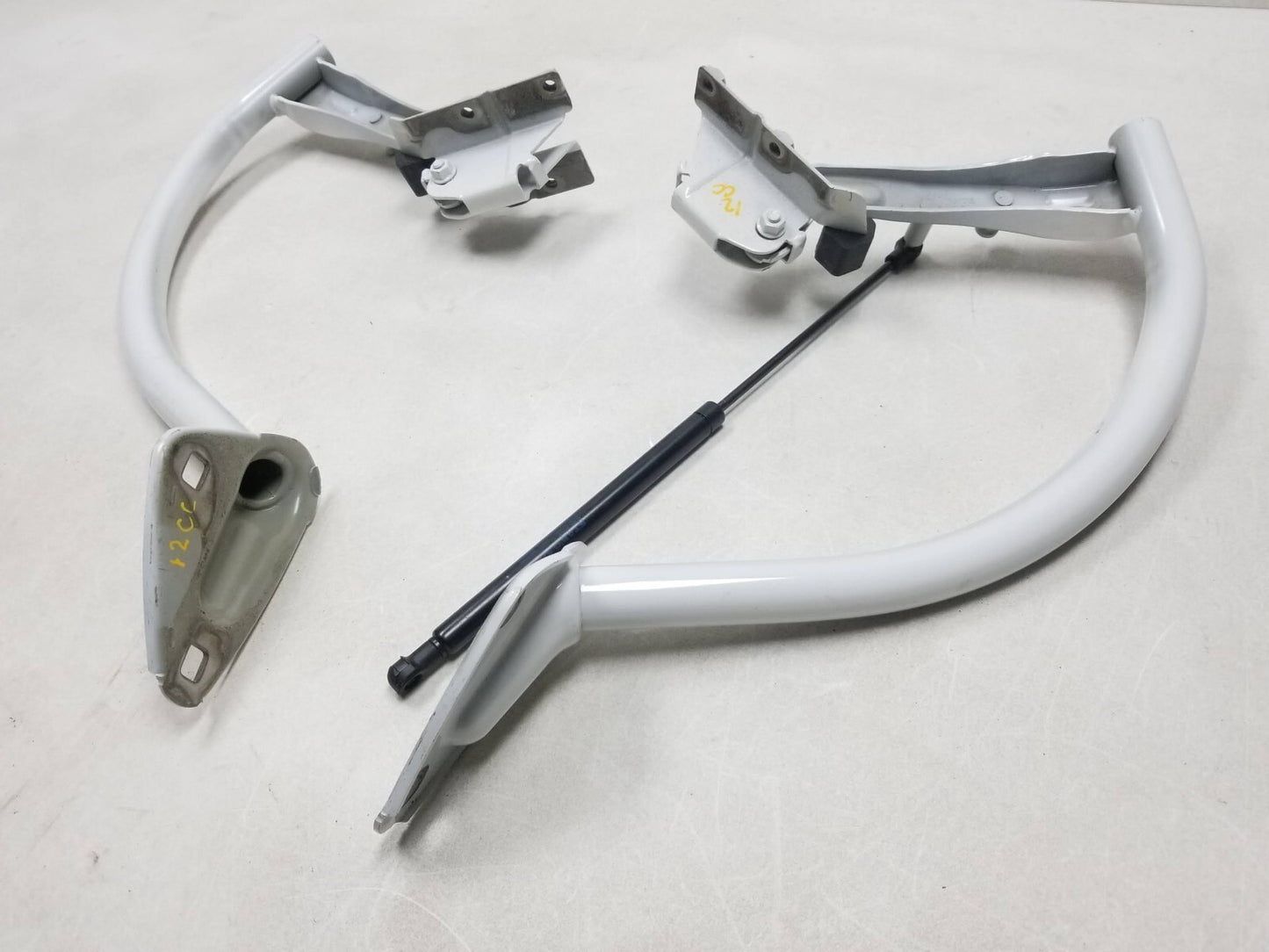 2012 Volkswagen Cc Trunk Lid Hinge Left & Right OEM
