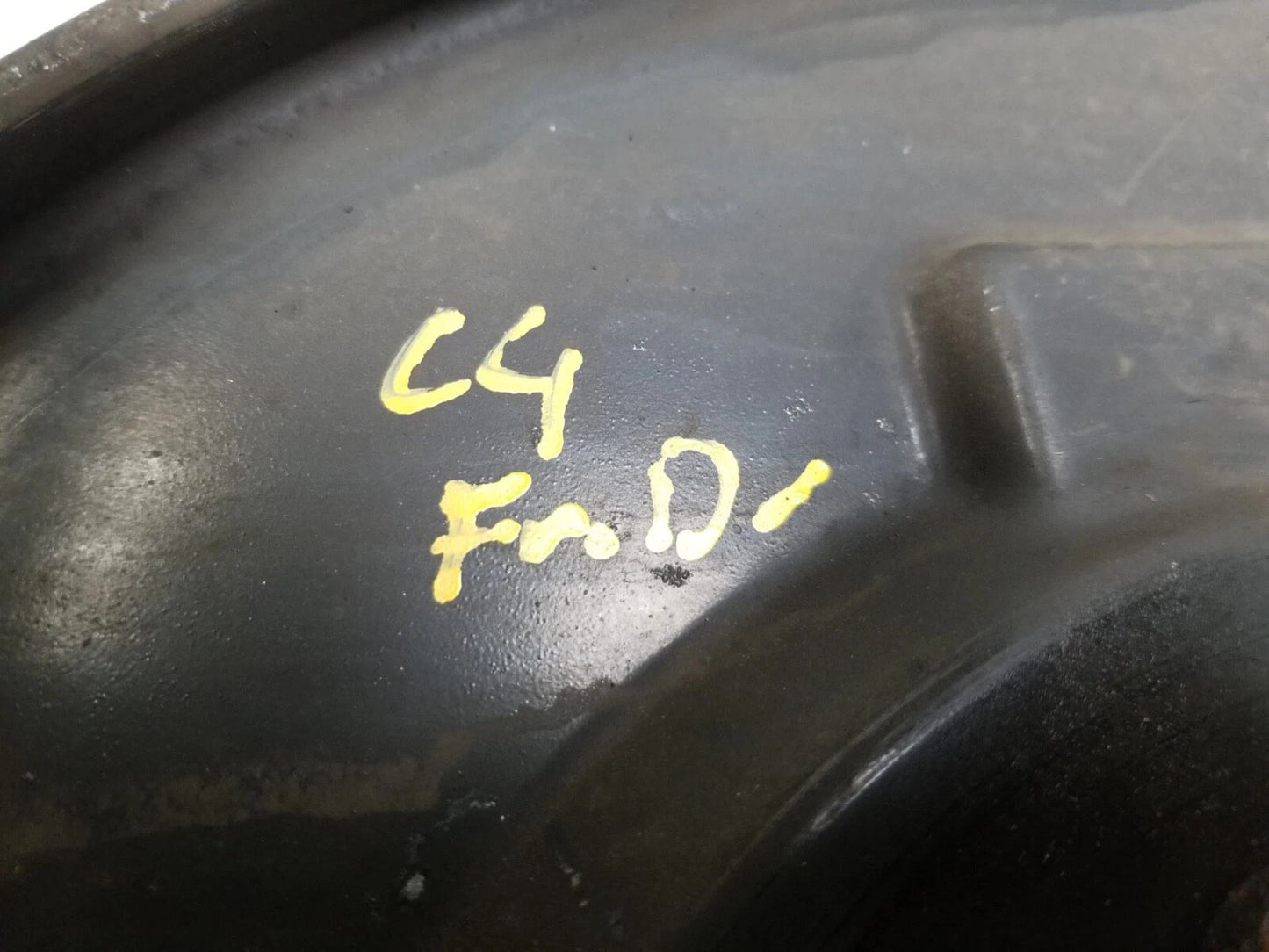 2011 Cadillac SRX Front Spindle Knuckle Wheel Hub Driver Side Left OEM