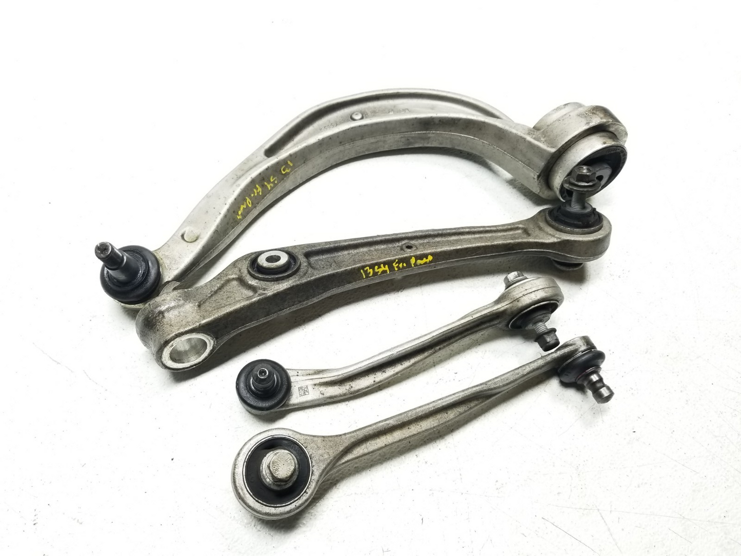 2013 Audi S4 Front Control Arm Right Passenger Side 4 Pcs OEM