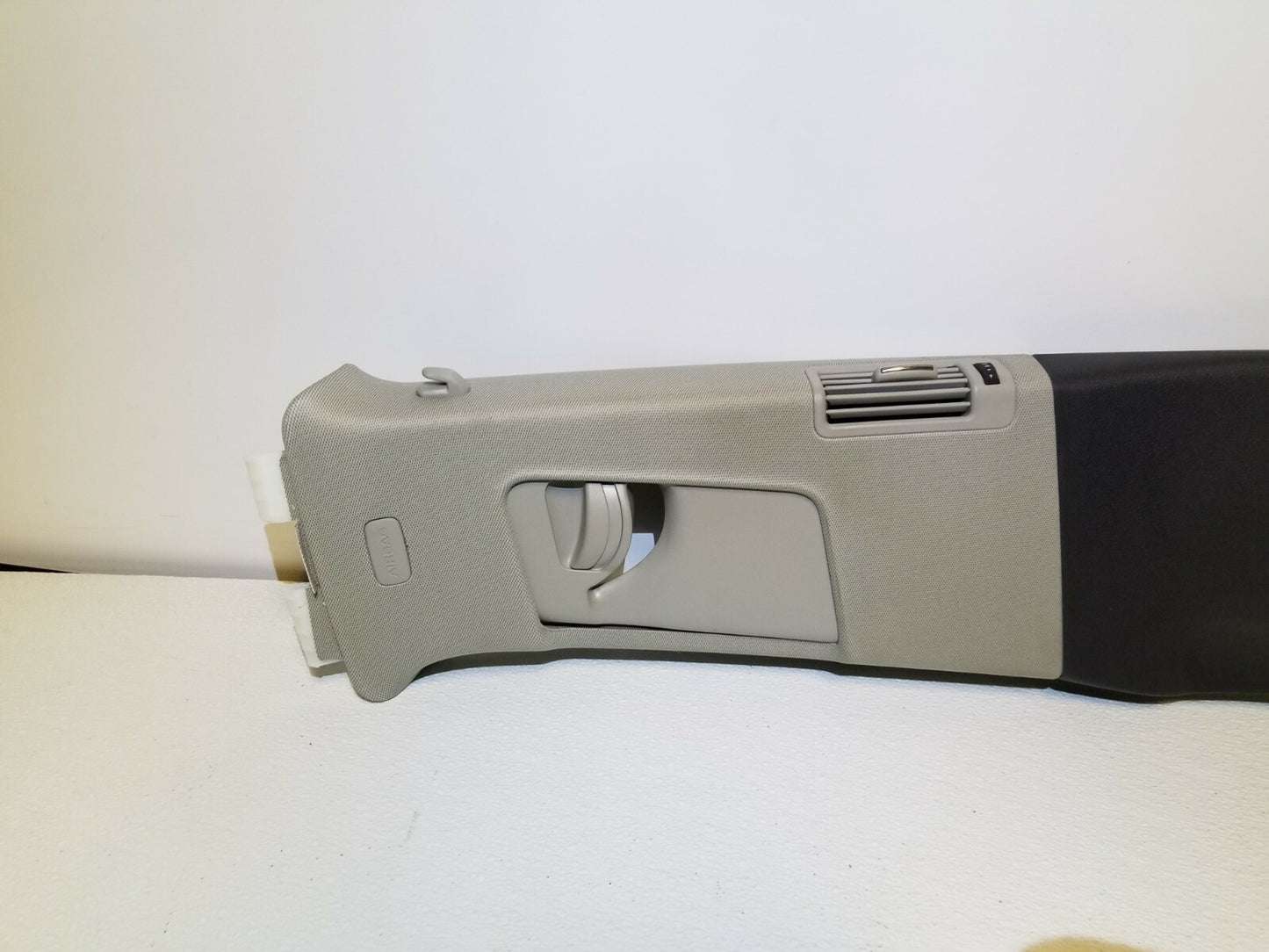 2015 Audi Q7 Center B Pillar Upper Trim Panel W/ Air Vent Passenger Side OEM