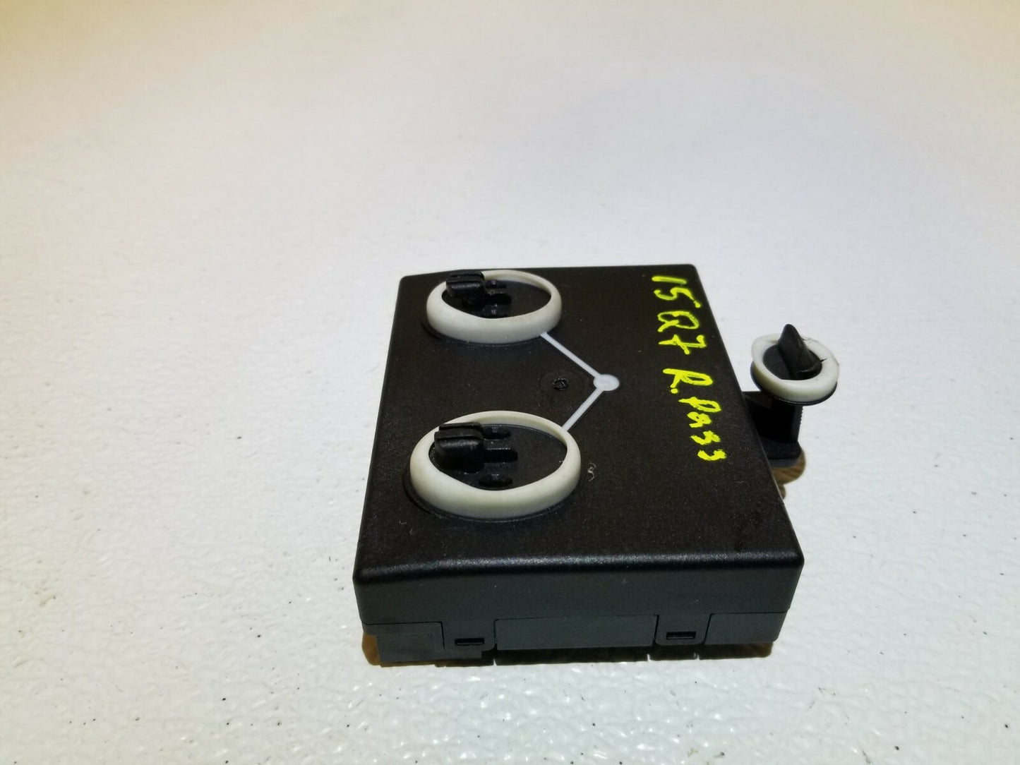 11 12 13 14 15  Audi Q7 Front Right Pass Door Control Module OEM 87k Miles