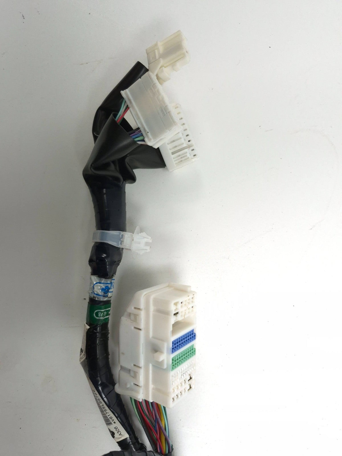 2015 Nissan Juke Dashboard Instrument Panel Wiring Harness OEM