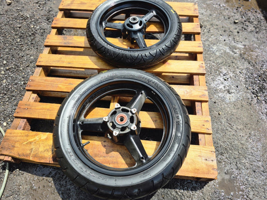 2015 Suzuki Gw250 Inazuma Wheel Rim W/tire Front & Rear Pair OEM