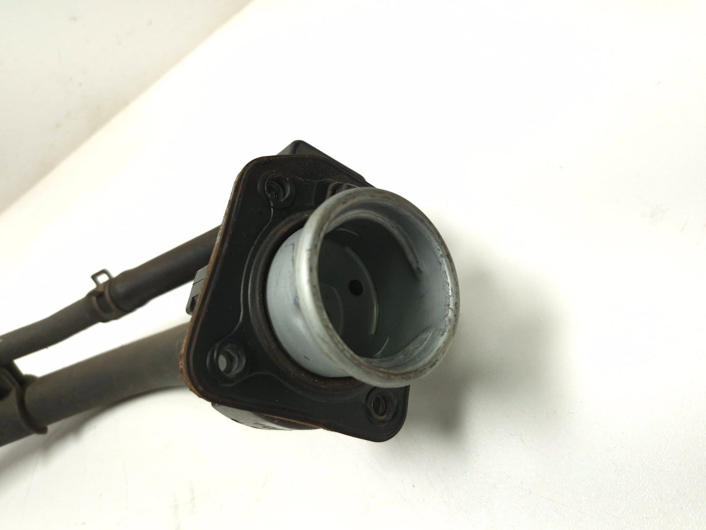 2019 Hyundai Kona Fuel Tank Filler Neck Hose Tube Pipe OEM