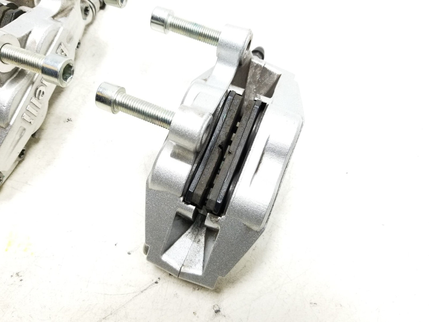 20 - 24 Benelli 302s Front Brake Caliper Left & Right Pair OEM 1609 Miles