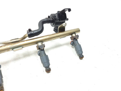 09-12 Hyundai Genesis Fuel Rail W/ Injectors OEM 4.6l