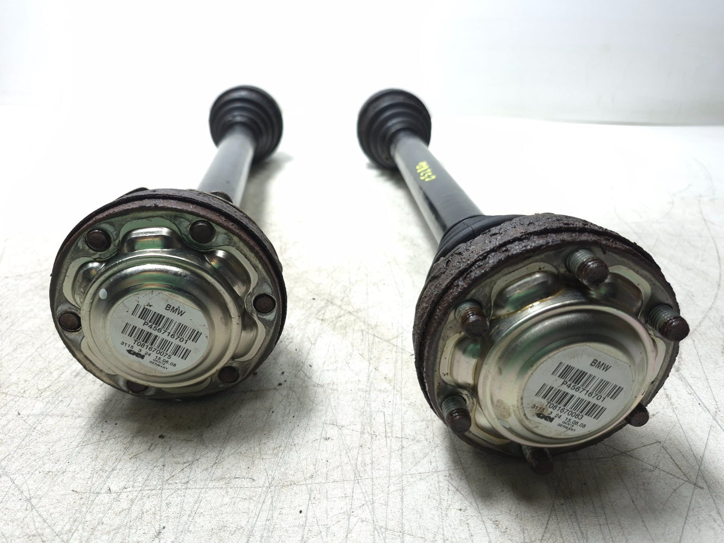 2008 BMW X6 E71 Rear Axle Shaft Left & Right  OEM