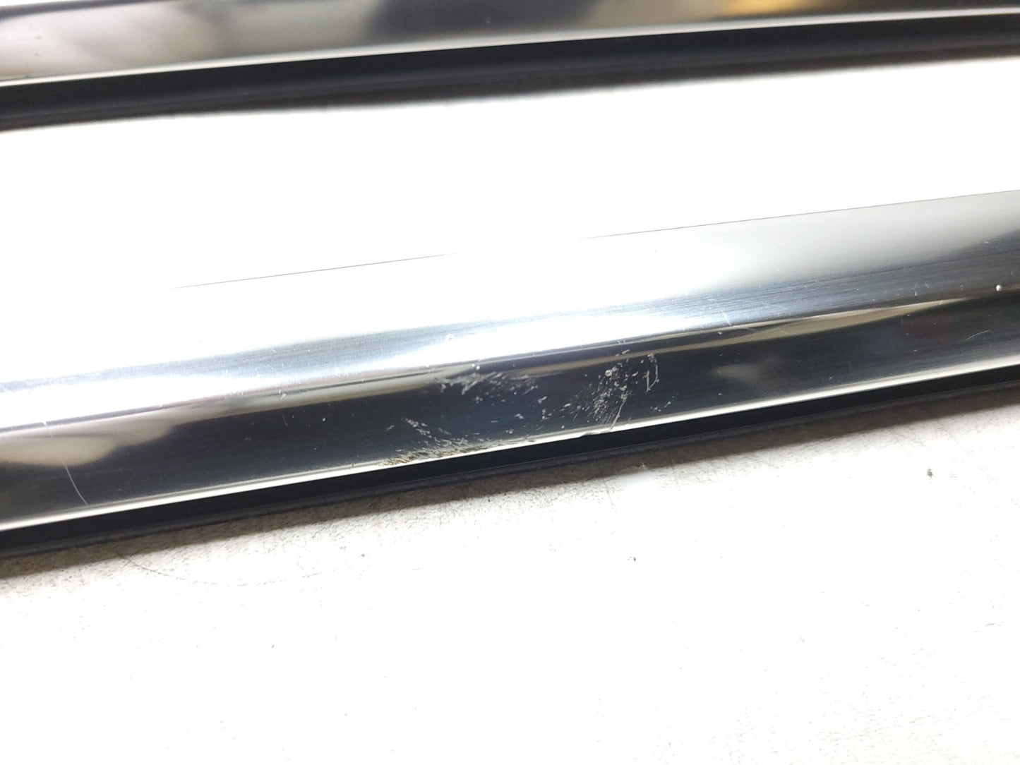 2010 - 2019 Jaguar XJ Door Glass Belt Seal Molding Set 4 OEM