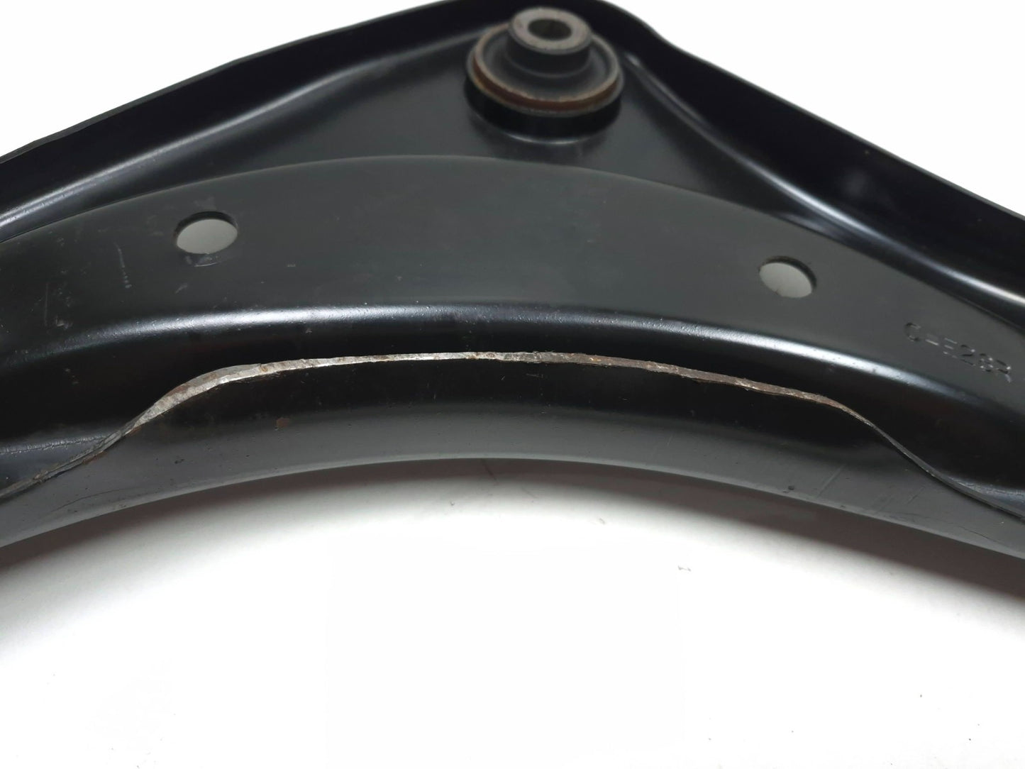 2015 Nissan Juke Front Lower Control Arm Left & Right OEM