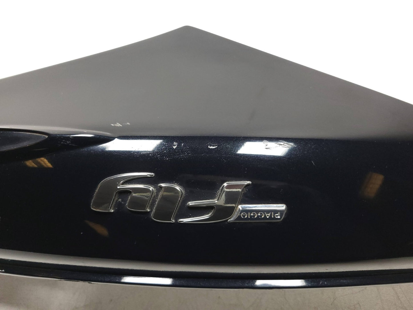 2017 Piaggio Dashboard Lid & Fly Side Fairing Panel Left & Right 5 Pcs OEM