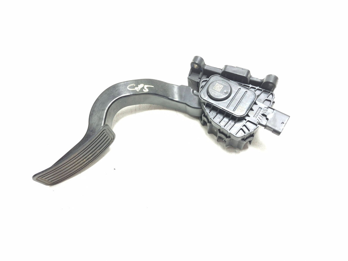 2022 Tesla Model 3 Accelerator Gas Pedal W/ Sensor OEM