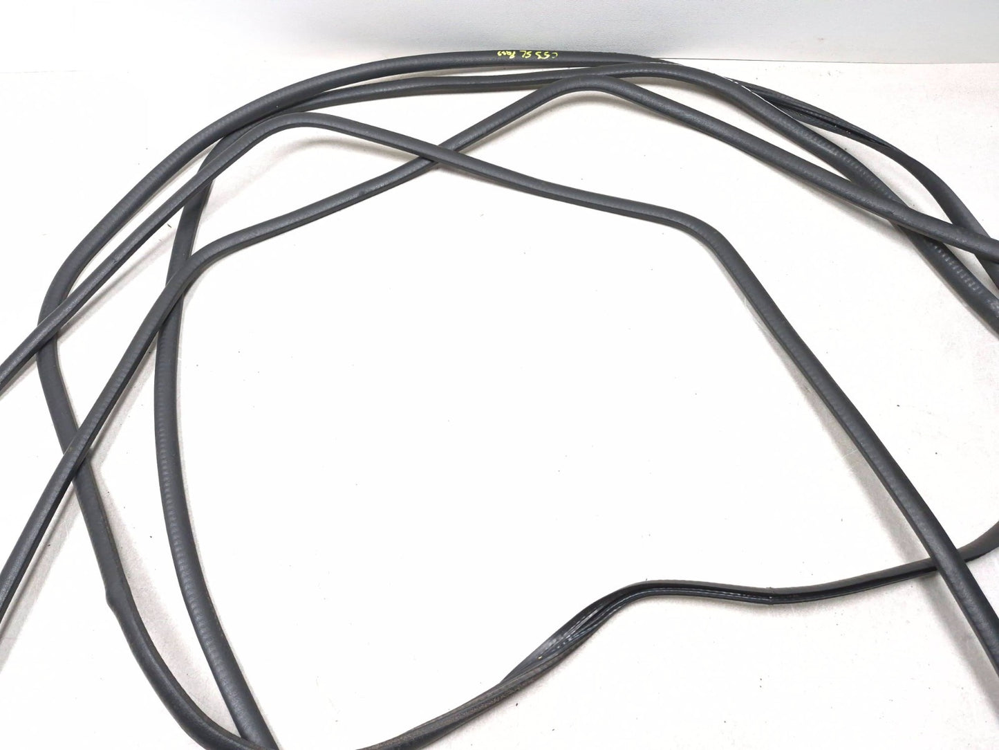 2013 Ford Transit Connect Rear Siding Door Weatherstrip Seal Lh & Rh 4pcs OEM
