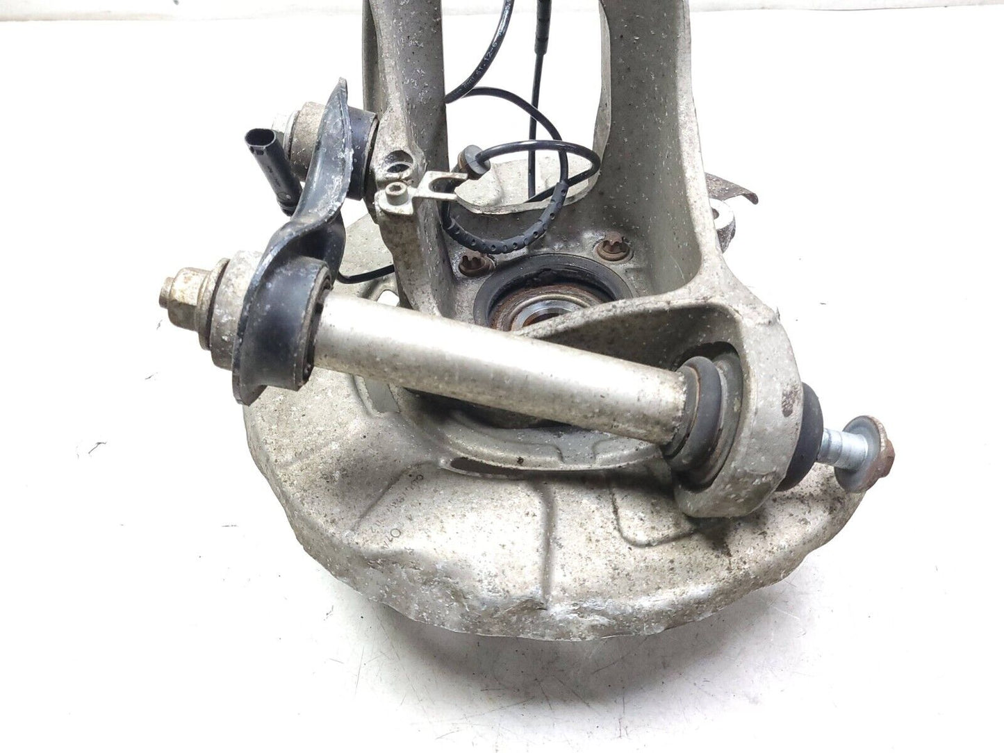 14-18 BMW X5 F15 Spindle Knuckle Wheel Hub Rear Passenger Side Rh Xdrive35i OEM