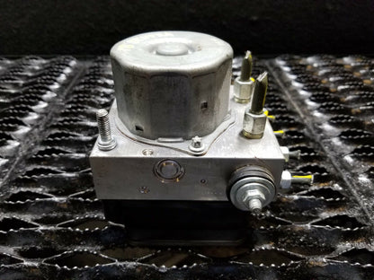 2018 Nissan Sentra ABS Anti Lock Brake Pump OEM 8k