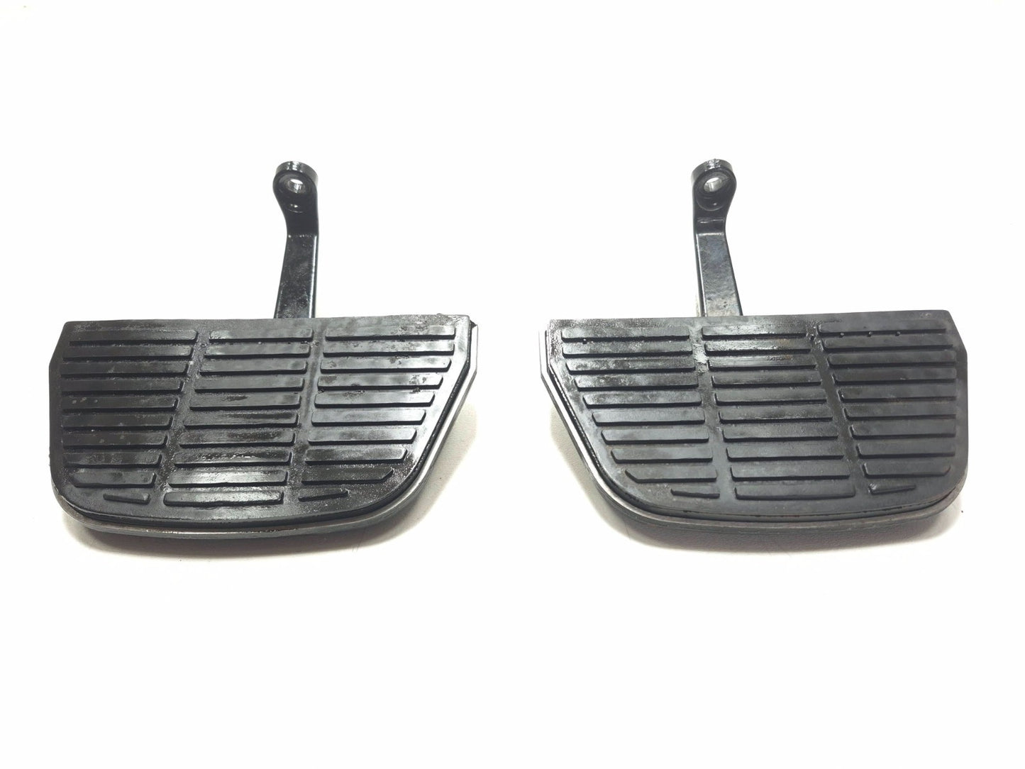 1993-2005 Harley-davidson Electra Glide Flht Passenger Rear Floorboard Lh & Rh