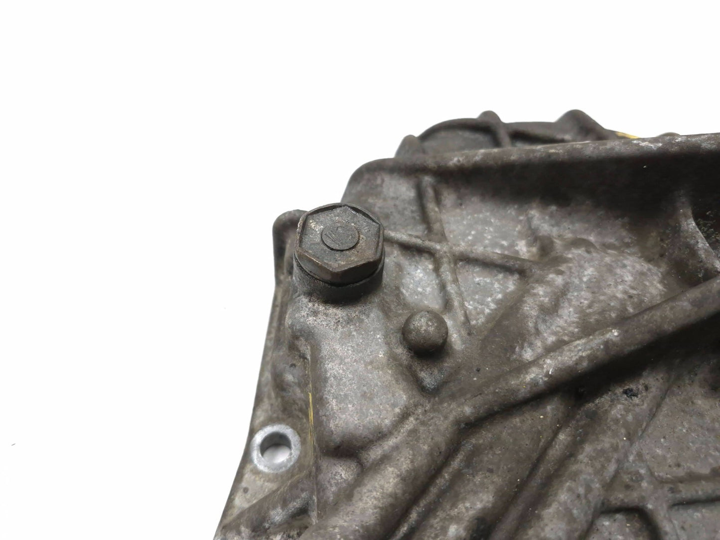 2012 Toyota Camry Automatic Transmission Back Cover 3510233090 2.5l OEM