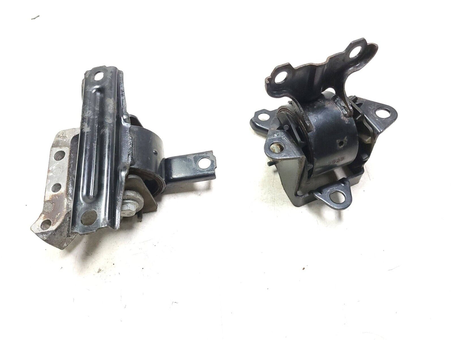 2007-2011 Dodge Caliber Engine Mount Pair OEM