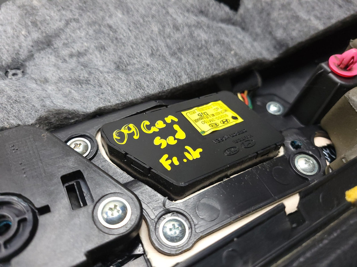 09-14 Hyundai Genesis Door Panel Trim Front Driver Side Left *br* OEM Sedan