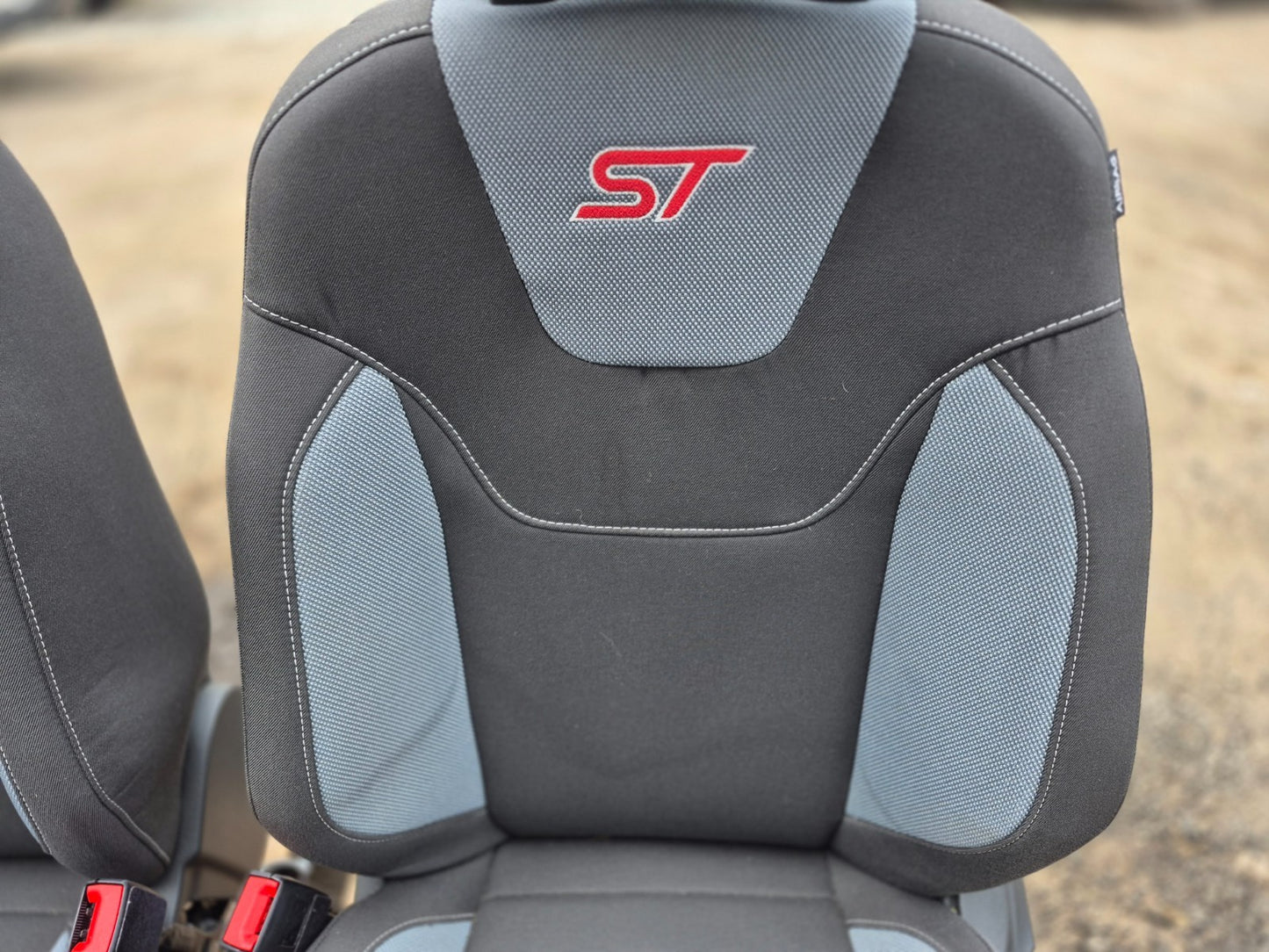 2017 Ford Focus St Front Seat Left & Right OEM