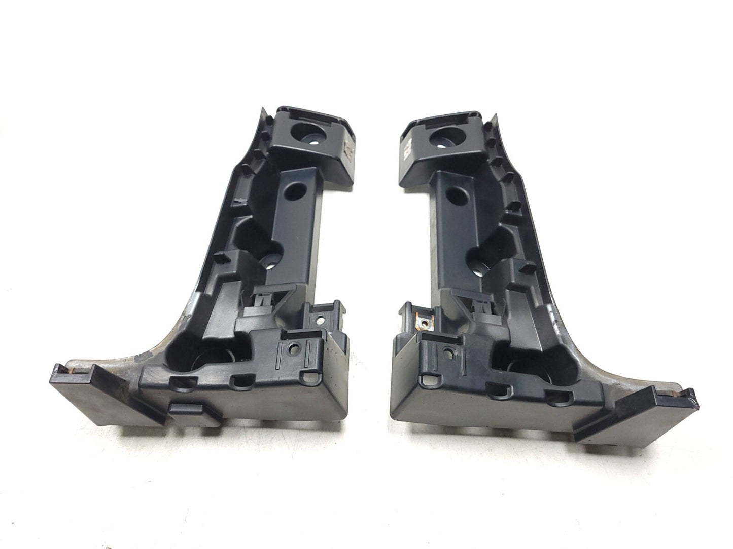 2009 - 2013 BMW X5 E70 Rear Bumper Mount Bracket Left & Right OEM
