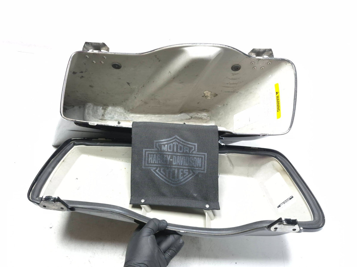 2003 Harley Davidson Touring Electra Glide Saddlebag Left & Right Pair OEM