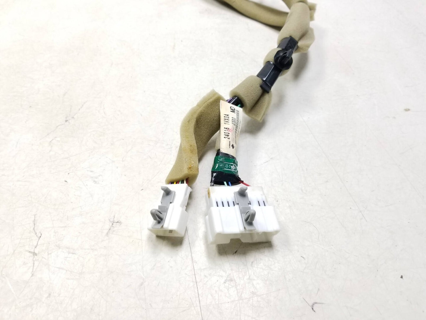 2011 - 2015 Nissan Rogue Center Console Sub Wire Harness OEM
