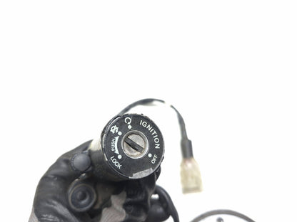 2016 Yamaha Yzf R3 Ignition Set Lock Switch & Fuel Cap Lock OEM