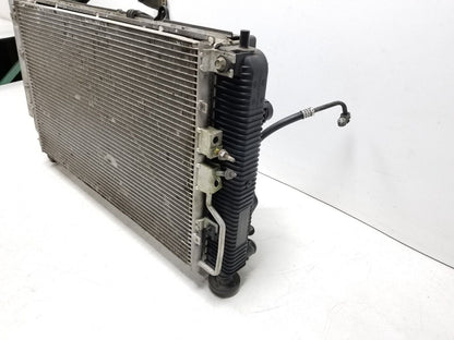 2010 - 2017 Chevrolet Equinox Radiator Condenser & Cooling Fan W/shroud 2.4l OEM