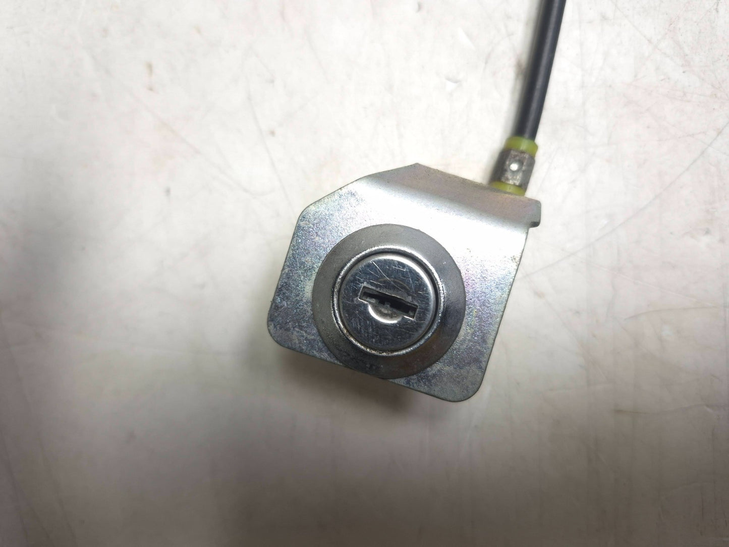 2015 Suzuki Gw250 Ignition Set Key Lock Fuel Tank Cap OEM