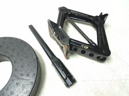 2013 Ford Focus St Spare Tire Lift Jack Tool With Foam Compartment OEM