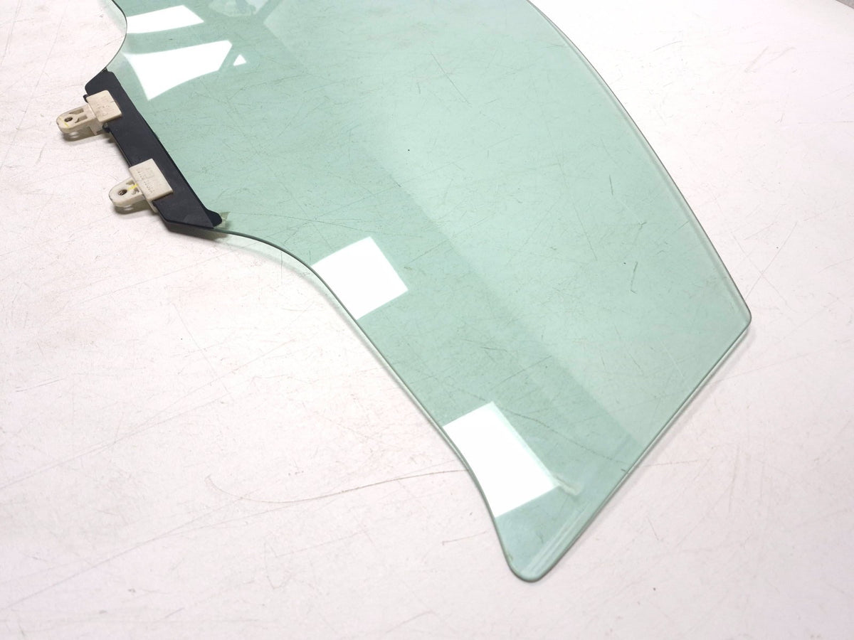 2015 Nissan Sentra Front Door Window Glass Right Passenger Side OEM