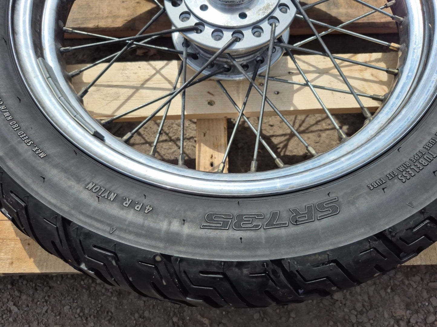 2006 Suzuki Gz250 Wheel Rim W/ Tire Front & Rear Pair R 16 R 15 OEM