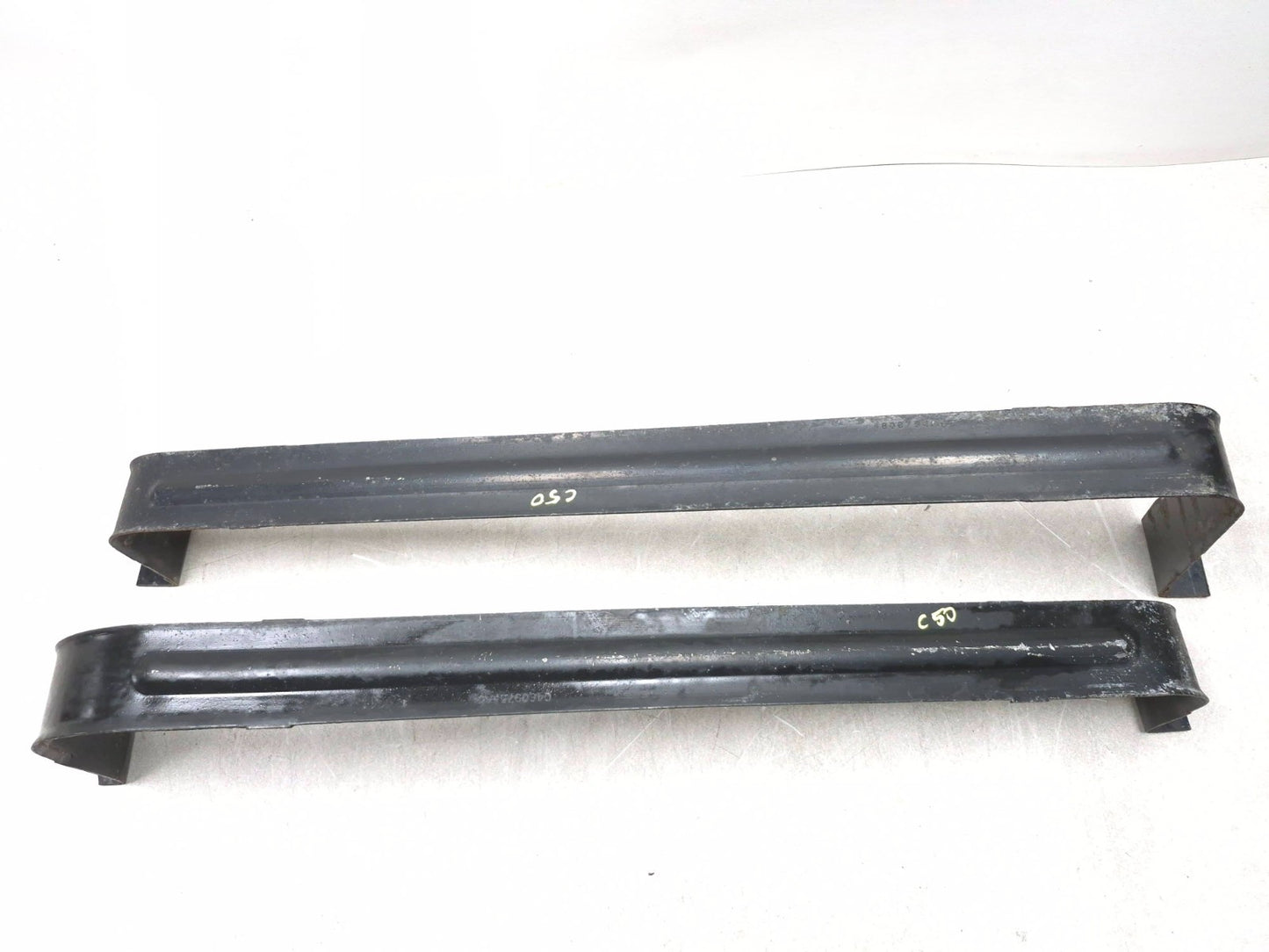 2013 Dodge Grand Caravan Fuel Tank Strap Pair Oem✅