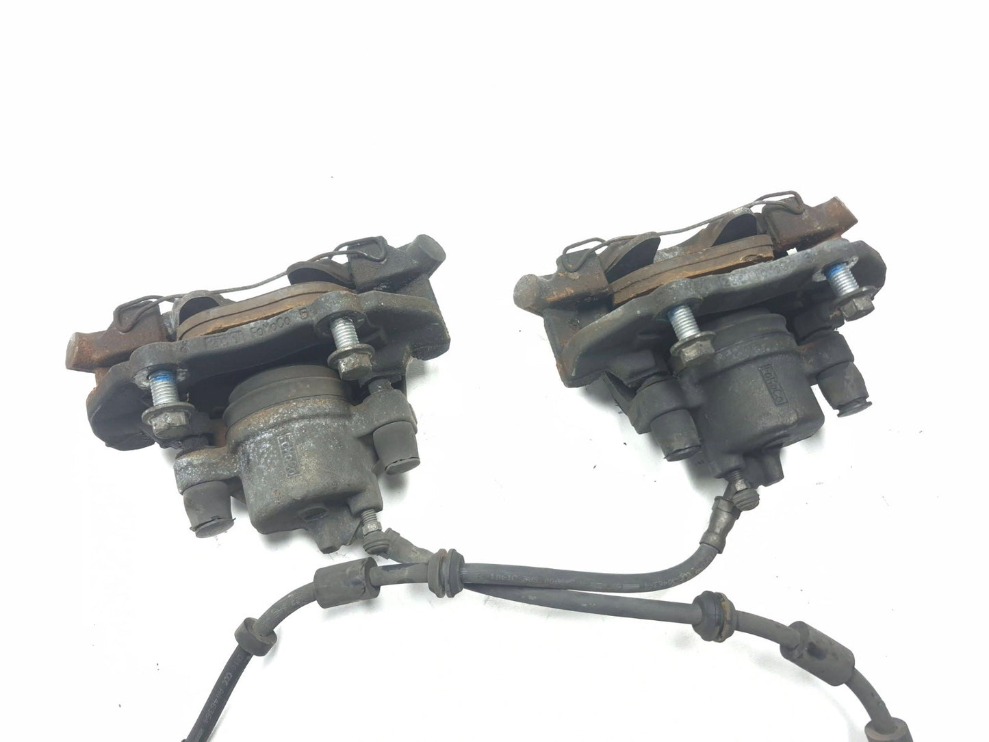 2012 Volvo C30 Front Brake Caliper Left & Right OEM